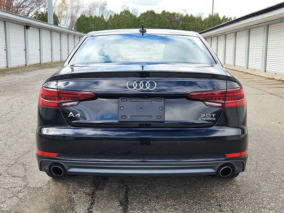 Audi A4      2018