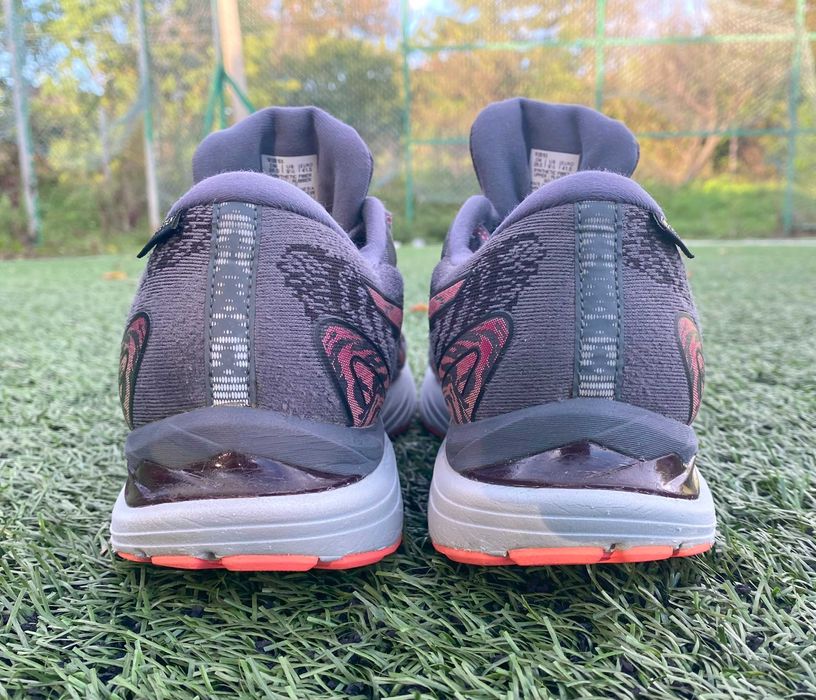Кросівки Asics Gel Cumulus 23 Gore Tex 41 розмір