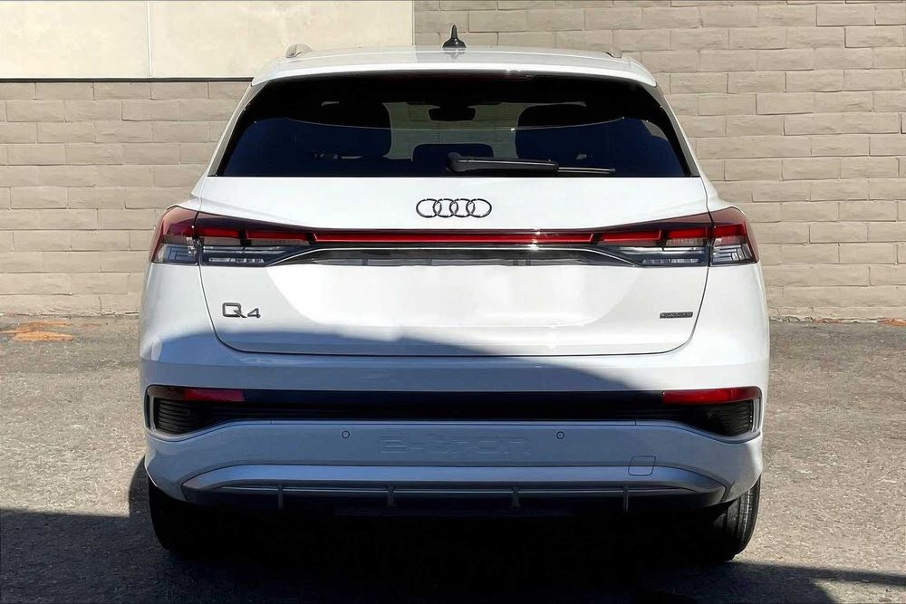 Audi Q4 e-tron quattro Prestige      2023