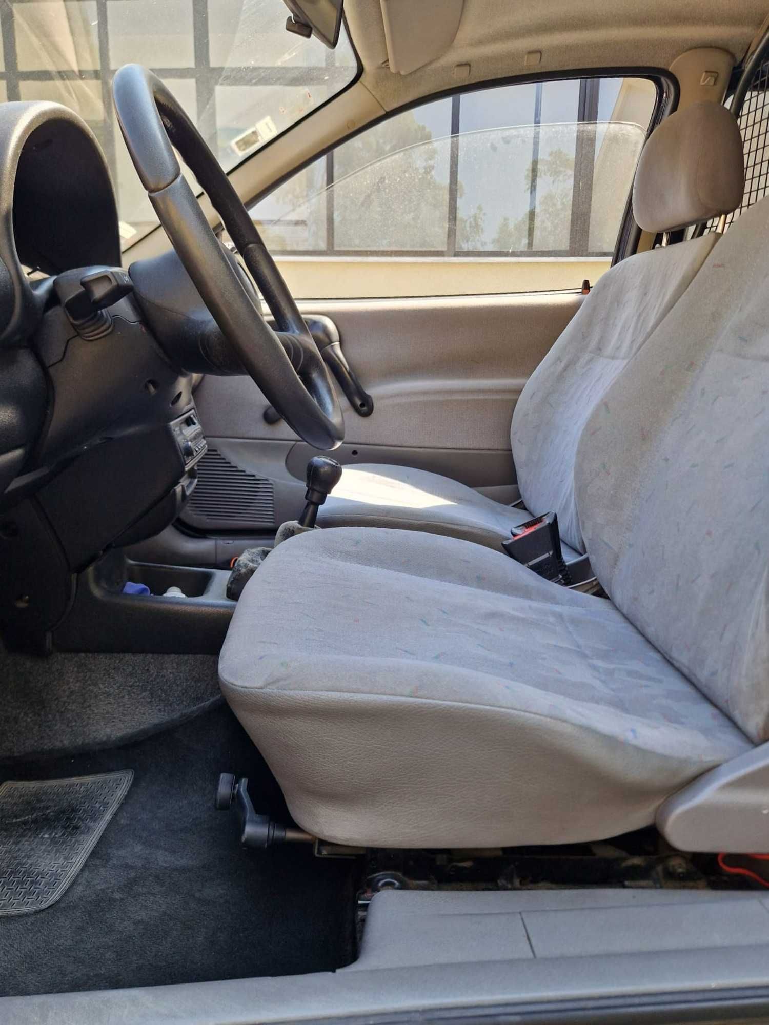 Opel Corsa-B 1.7 Diesel de 1997 - Uso diário