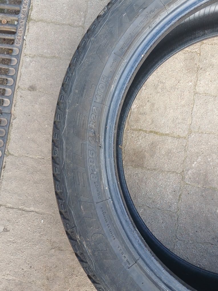 Шини Bridgestone 285/45 R22 110H 2шт