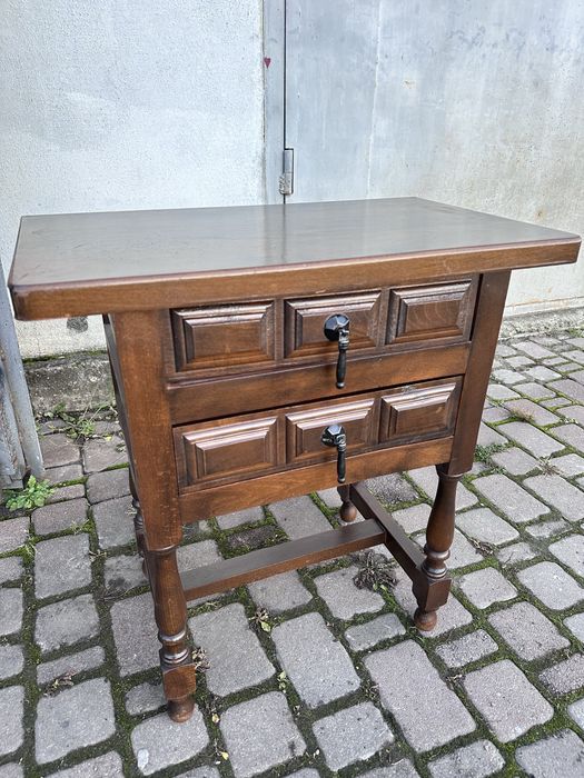 Комод. Приліжкові тумбочки