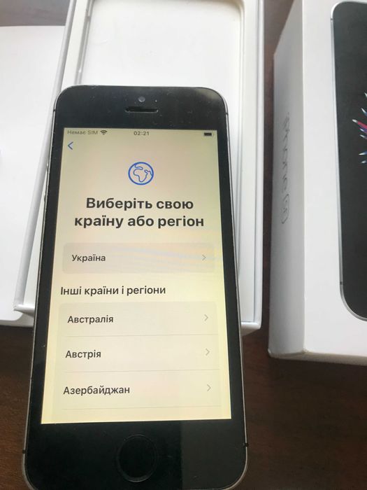 iPhone SE Black  32 GB (2016)