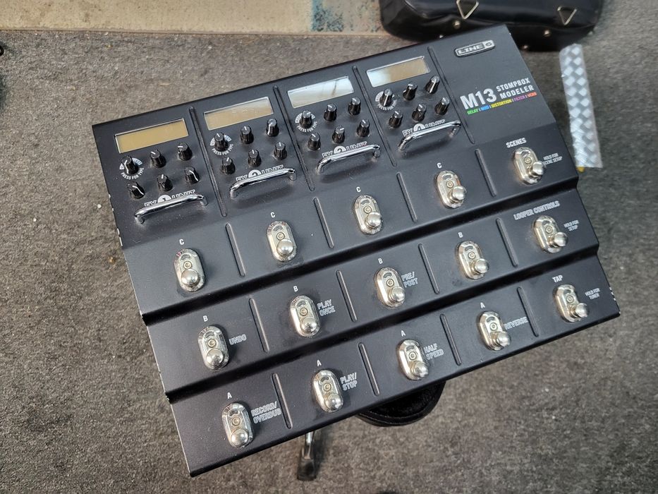 Line6 M13 procesor efektów multiefekt