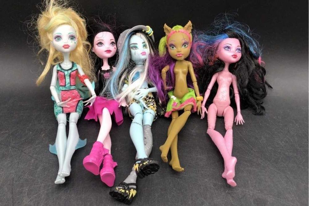 Монстер хай  лотом