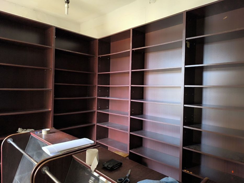 Полки для магазину