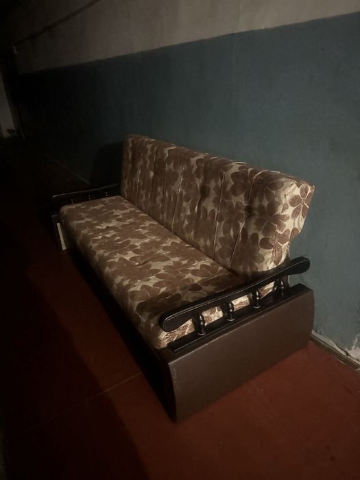 Продається діван , софа в гарному стані