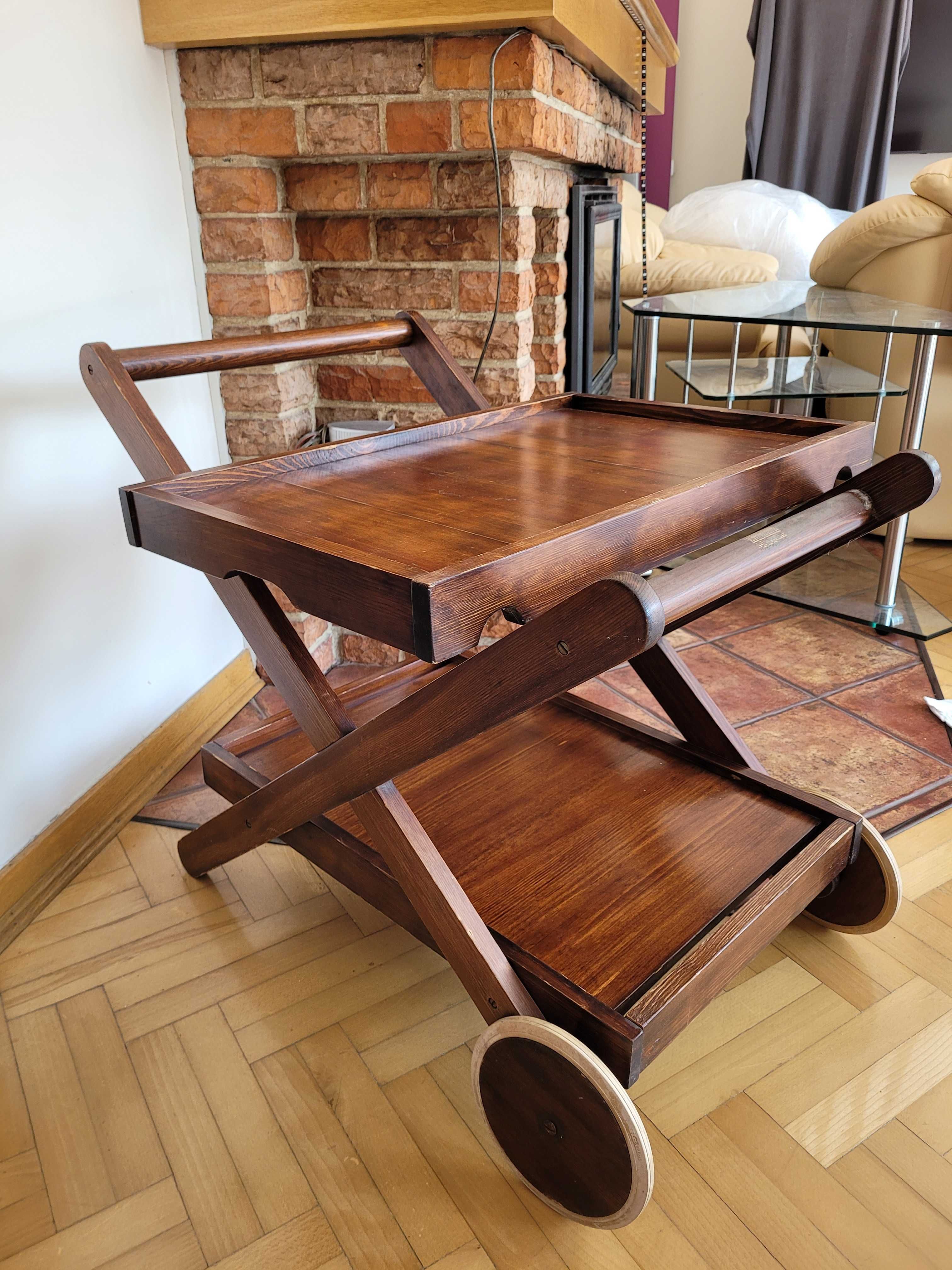Barek stolik na kółkach drewniany
