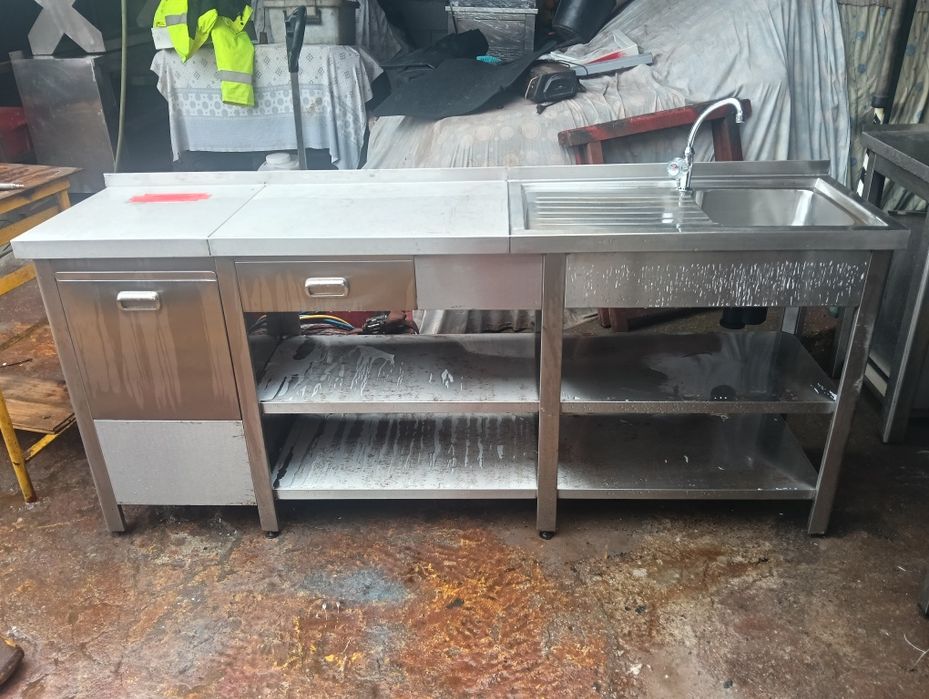 Bancada em inox com tulha e pio