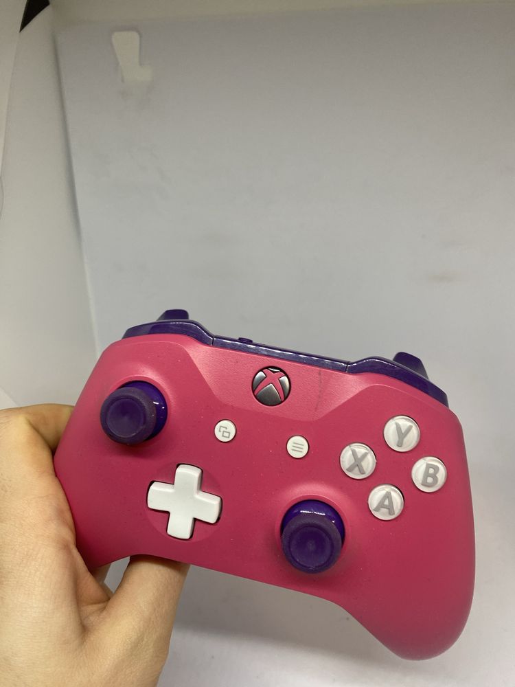 Pad Xbox One różowy Xone Series X PC joystick kontroler oryginalny