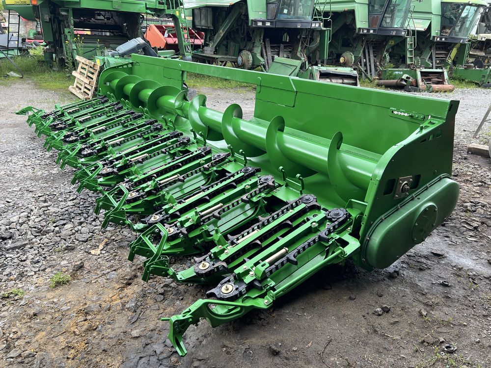 JOHN DEERE 608C кукурузная жатка Джон Дір 608C