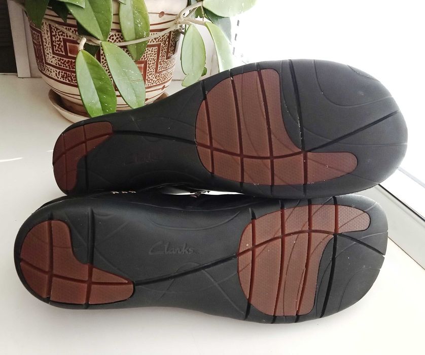 Clarks - кожаные, ортопедические туфли, мокасины, р. 41 - 27 см