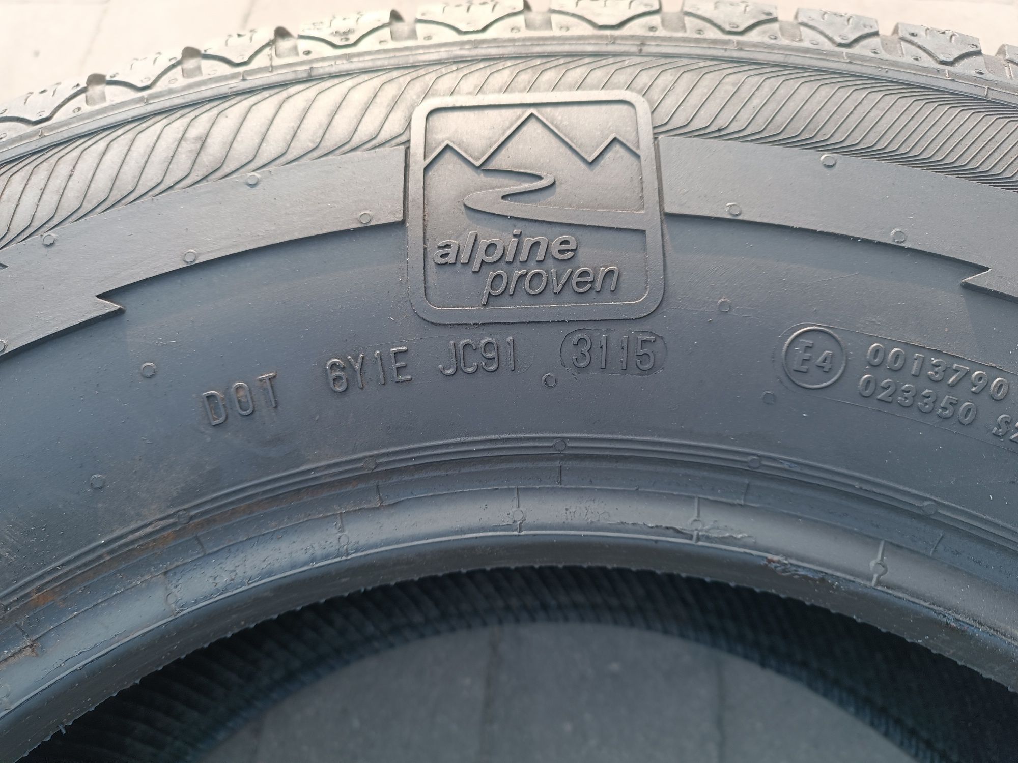 225/75R16C Semperit Van-Grip2
