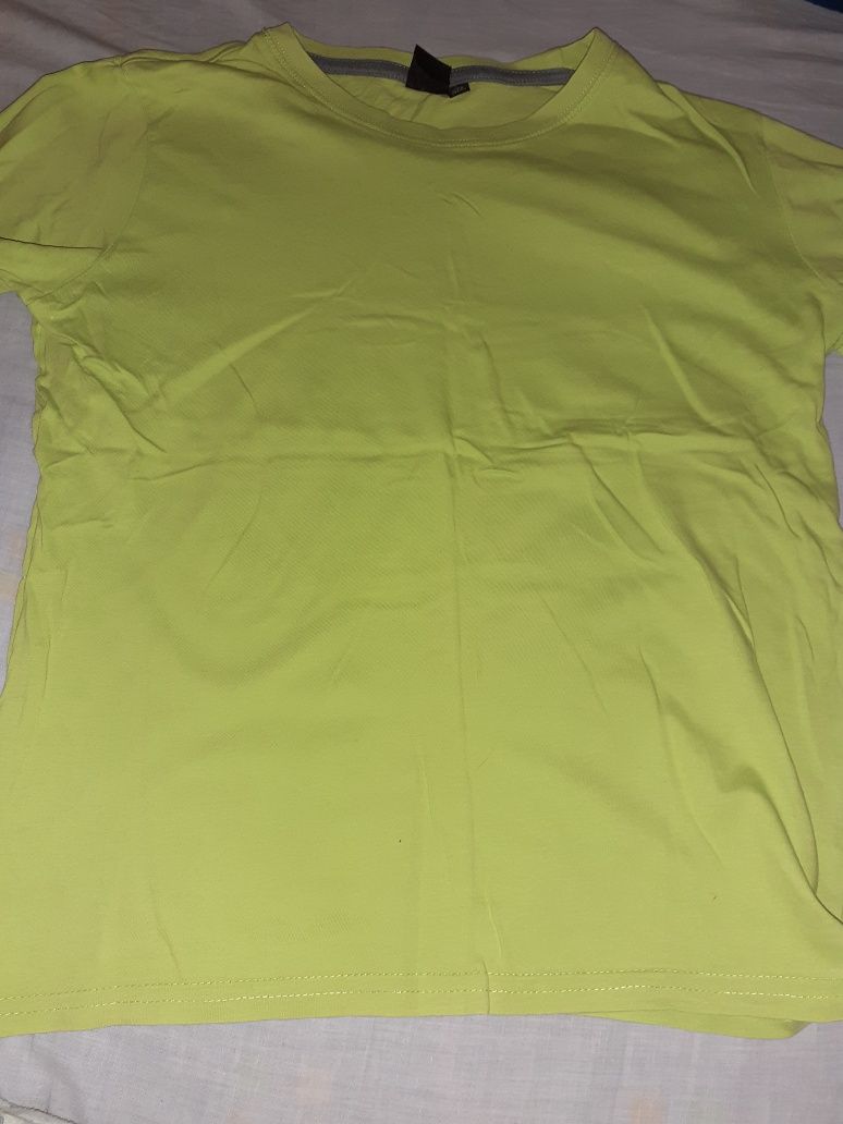 8 t-shirts p/rapaz 7-12 anos por 20€