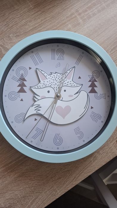 Zegar ścienny dziecięcy