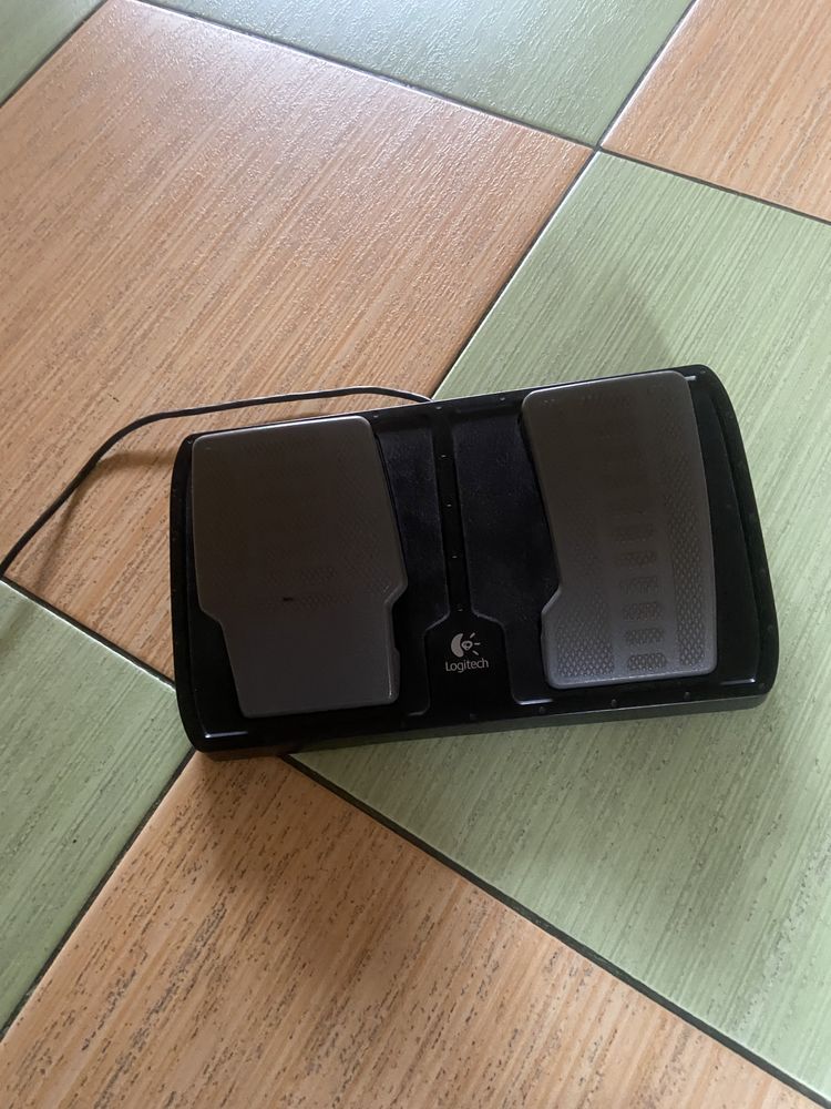 Руль Logitech(R)