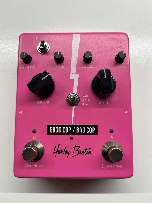 Vários pedais em excelente estado(Line 6, Boss, Fender, EHX, Mooer..)