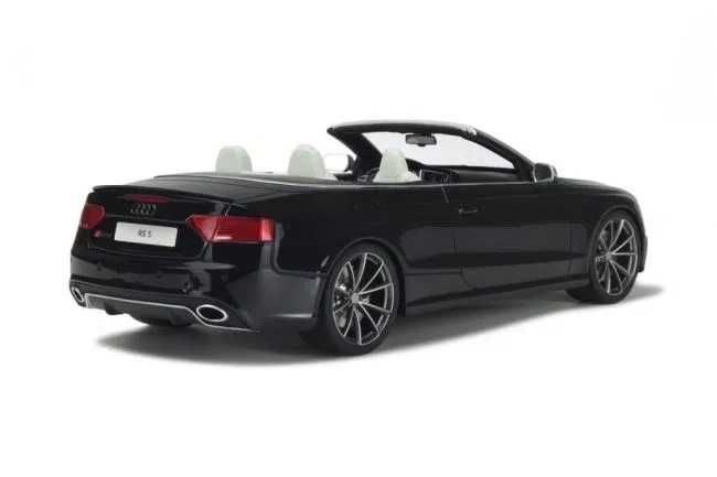 Audi A5 RS5 Cabriolet 2015 GT Spirit Escala 1:18