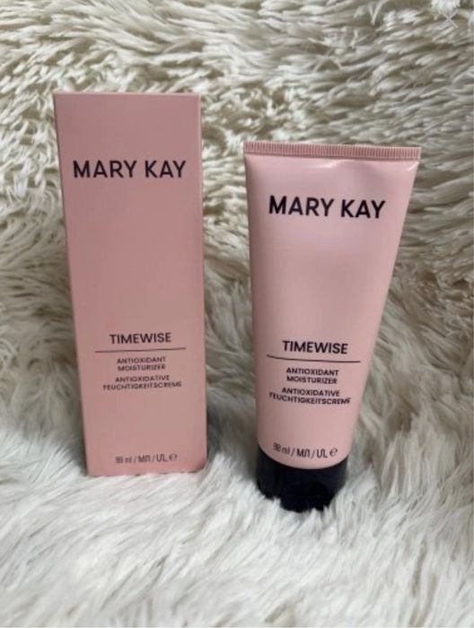 Ekskluzywny Krem Przedłużający Młodość do cery suchej TimeWisemary kay