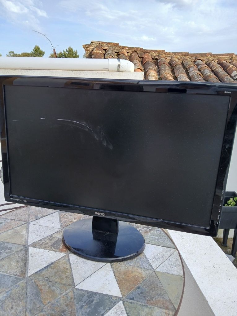 Vendo Monitor Benq GL2450 para peças