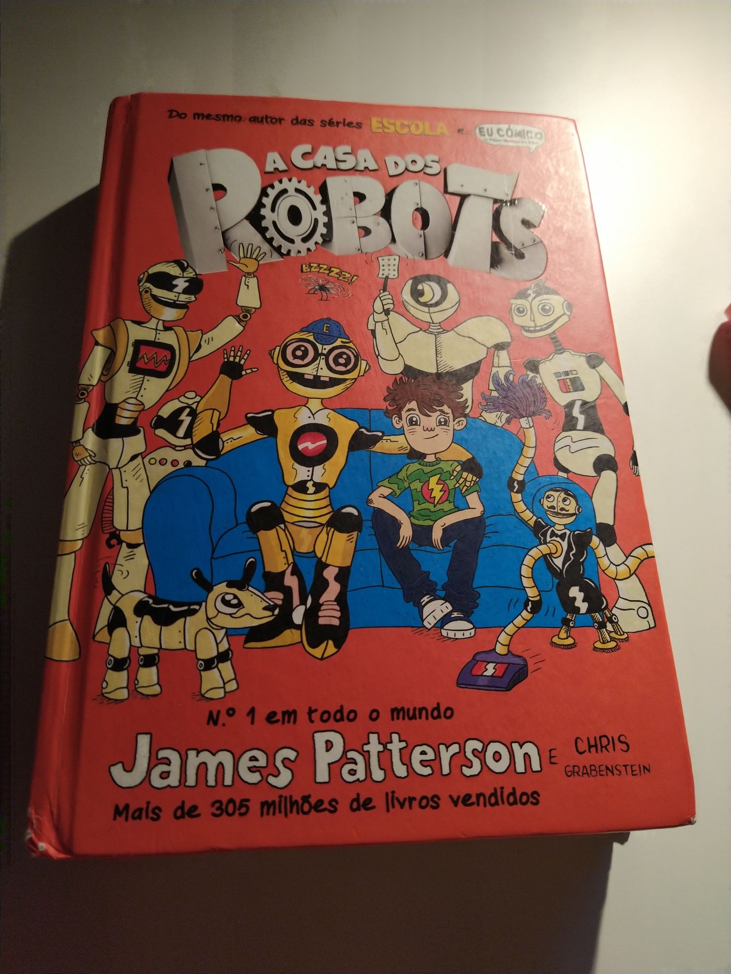 A casa dos robôs-James Paterson