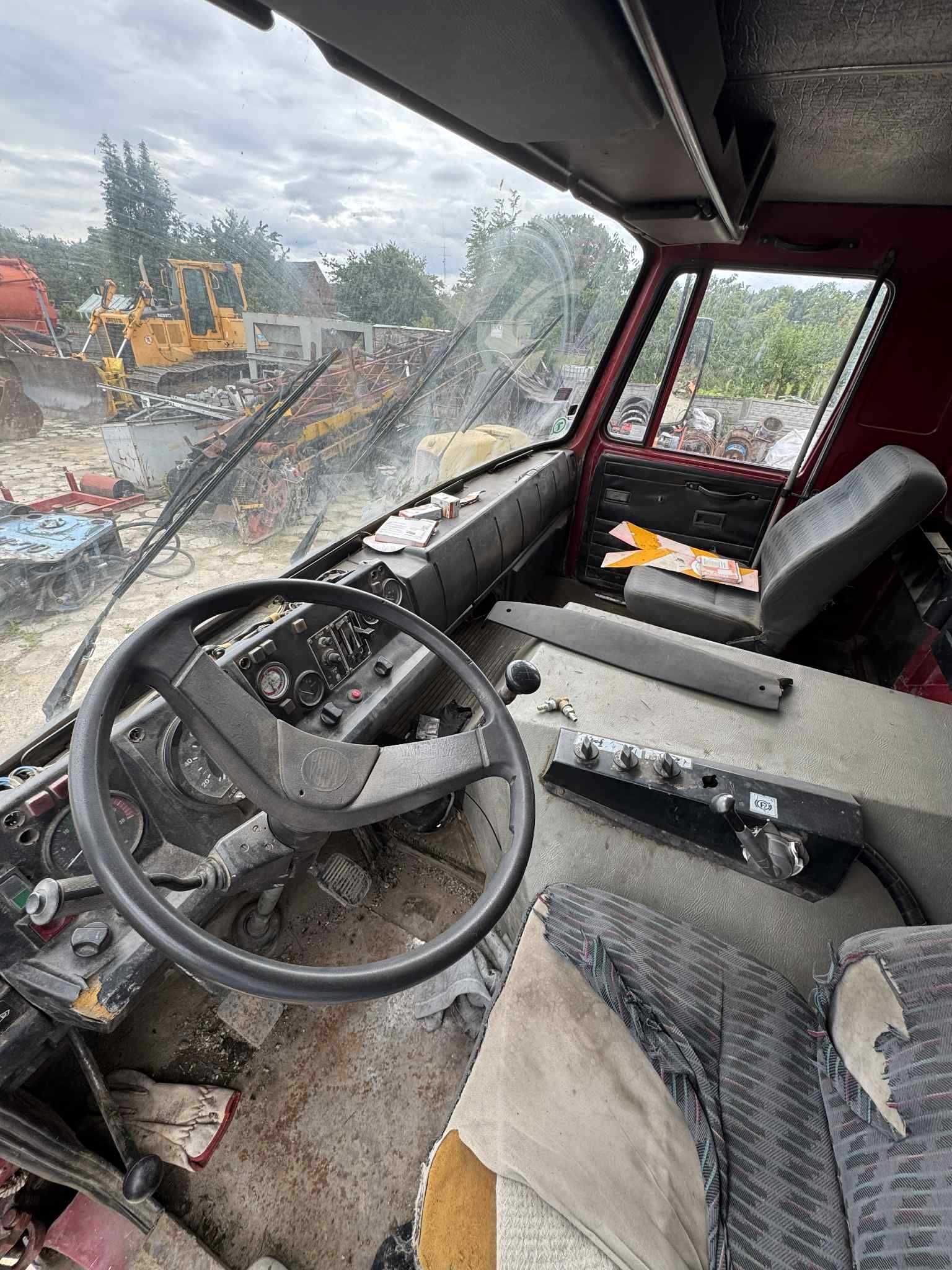 Tatra 815 wywrotka