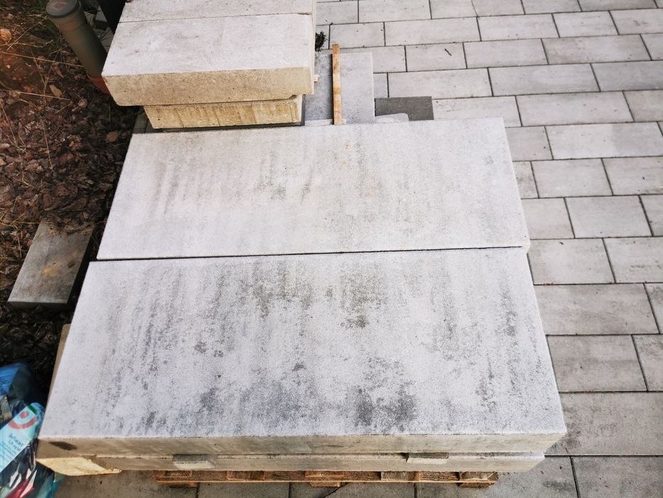 Stopień betonowy firmy kostbet 100x40x15 kolor frappe