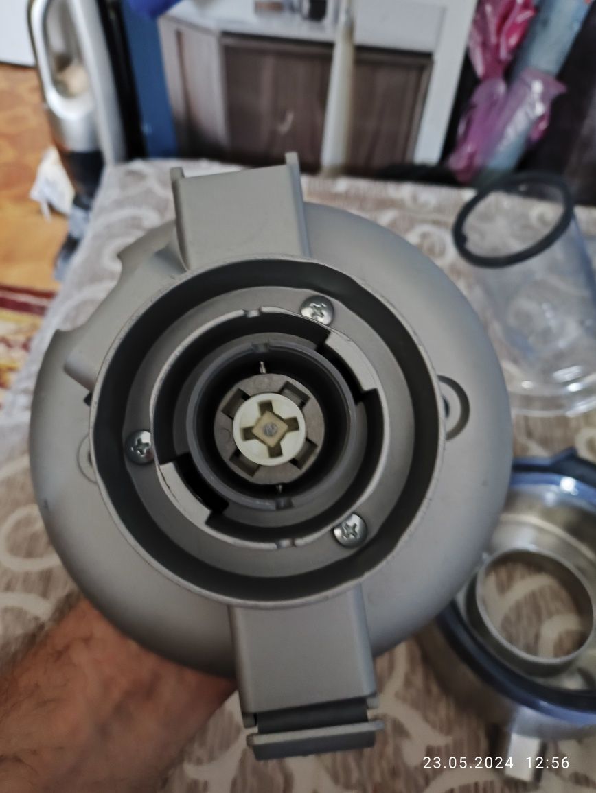 Насадка соковыжималка KENWOOD AT 641