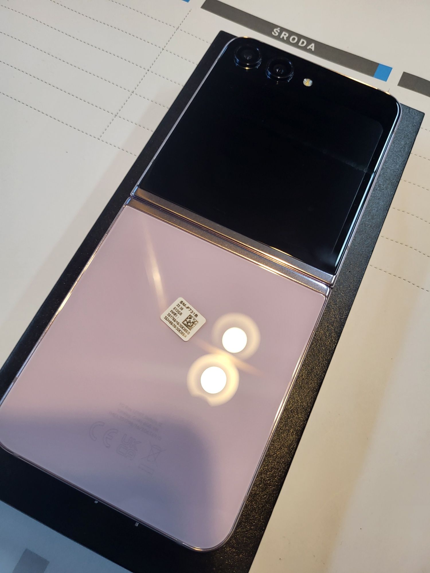 Samsung Galxy Z Flip 5 Różowy