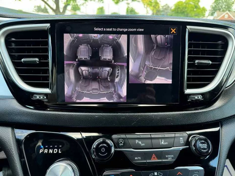 2021 Chrysler Pacifica TOURING