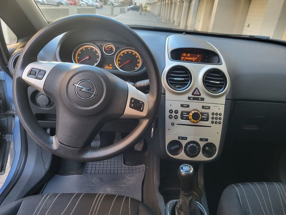 Opel Corsa 1.4 klima 108 tys przebieg.Autozarejestrowane