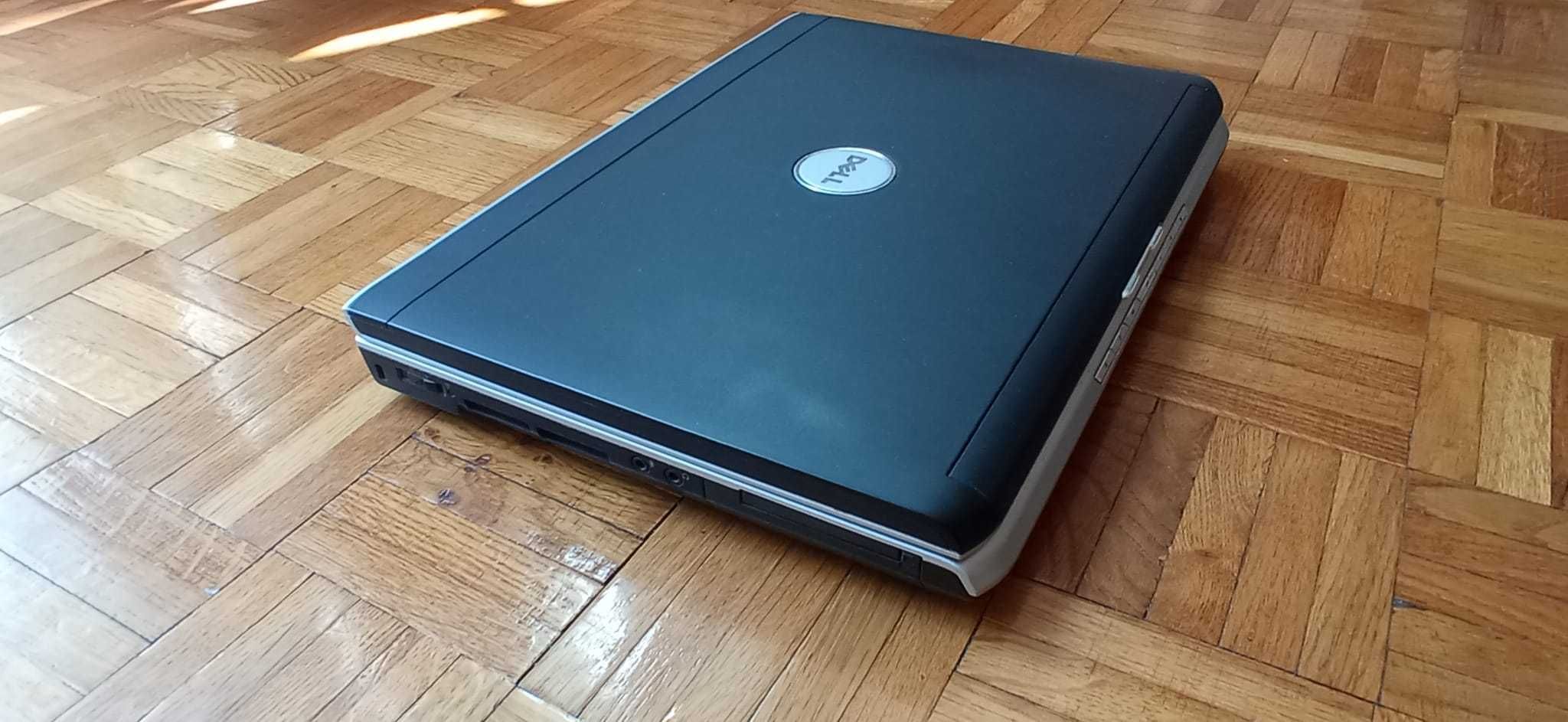 DELL INSPIRON 15  model 1521