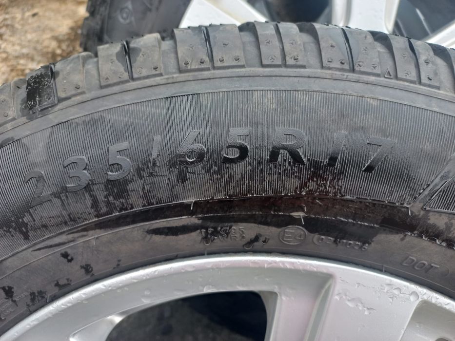 Jantes 17” 5/112 ET45 com Pneus em Estado Impecável