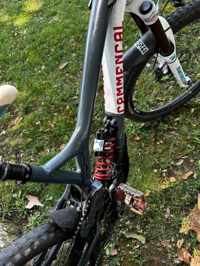 Commencal v4.2 pa despachar negociavel