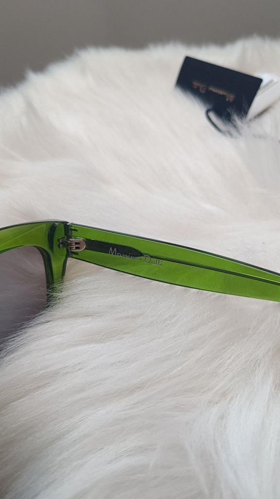 Przeciwsłoneczne okulary Massimo Dutti + etui