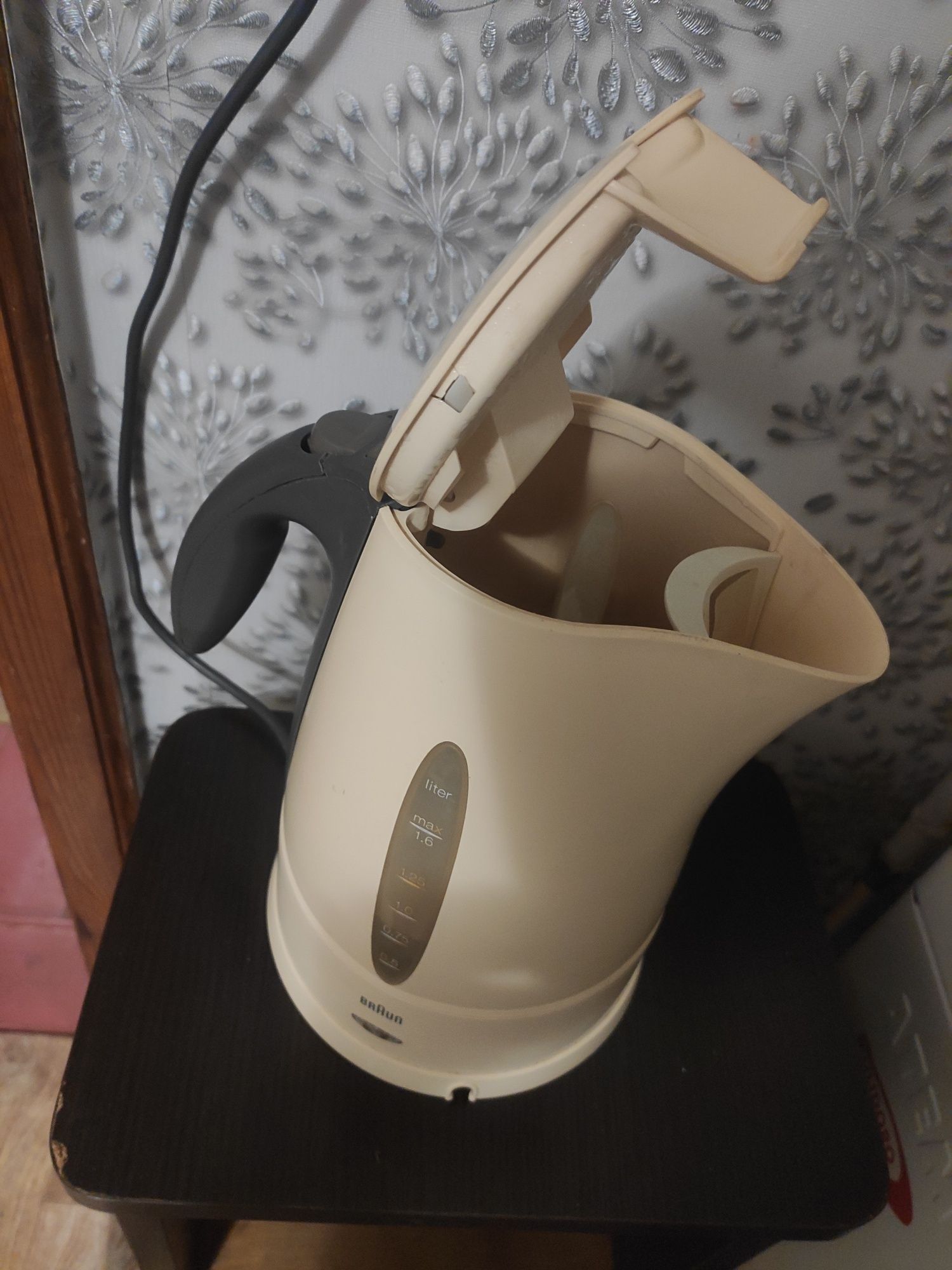 Чайник Braun vk-210.
