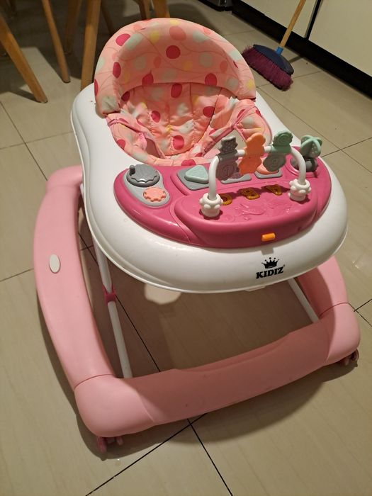 Chodzik różowy. Stan bdb