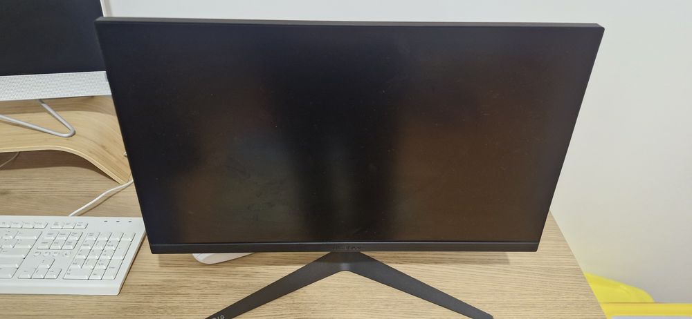 Monitor LG 24GQ50F-B (24" - Full HD - AMD Freesync)
