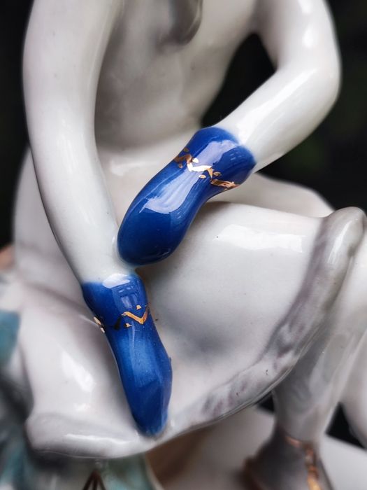 Rzadka porcelanowa figurka NA LODOWISKU” Łyżwiarka Baranovka