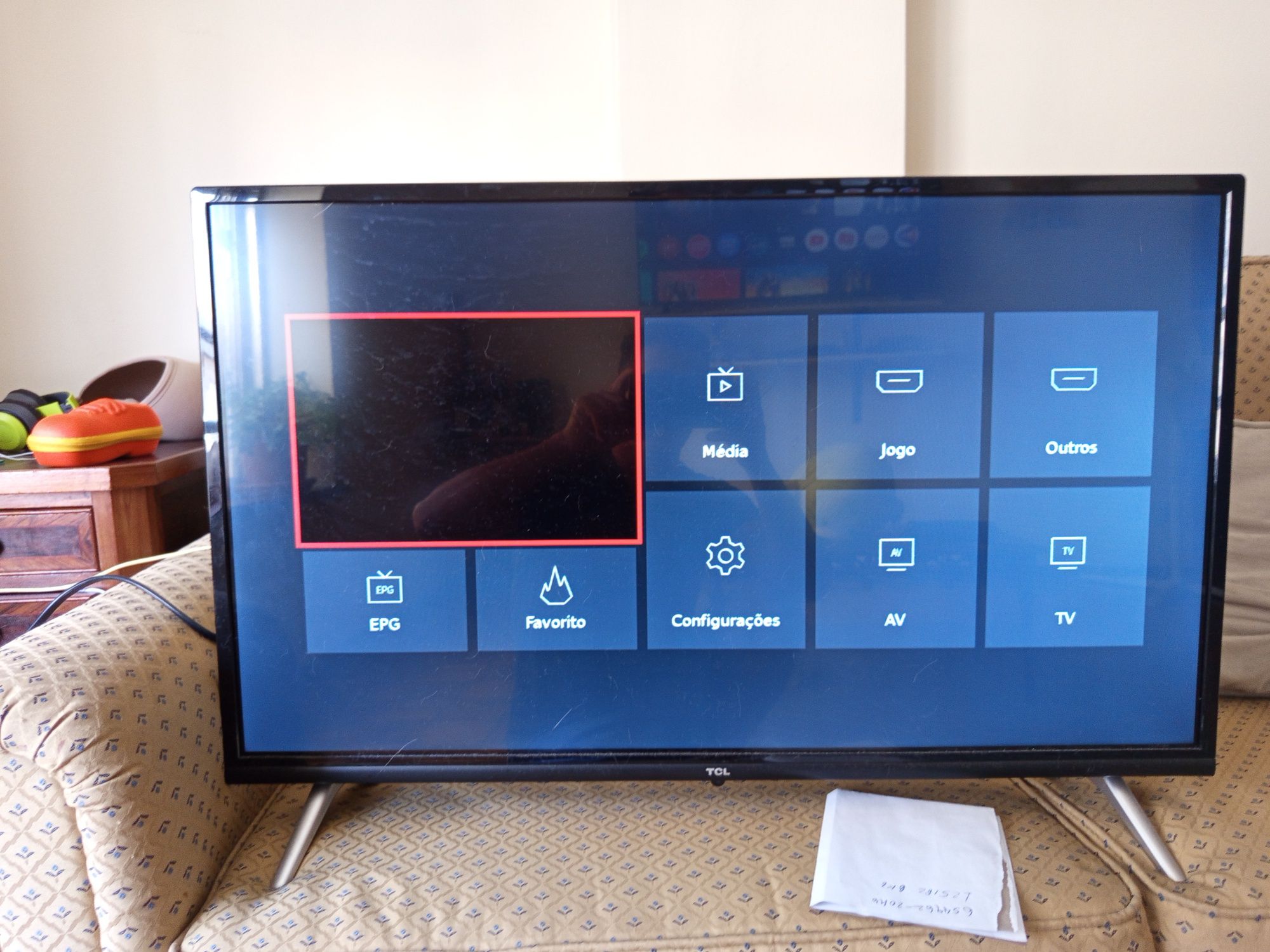 Tv 32 polegada não e smart