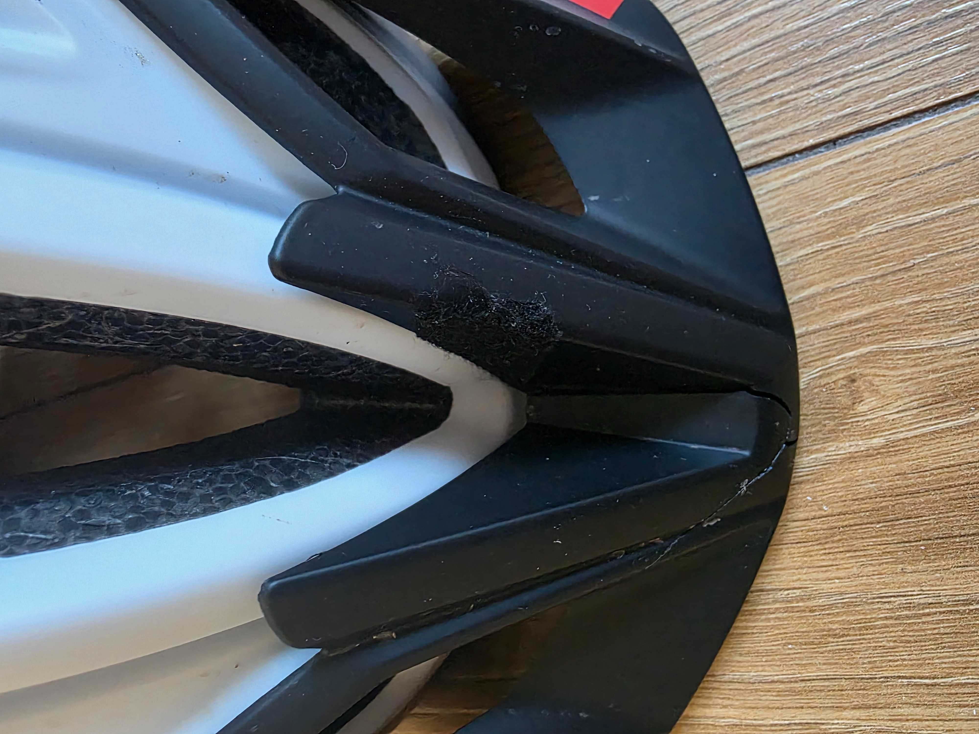 Kask rowerowy MTB MET Lupo L 59/62 cm lampka MET