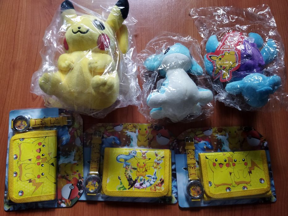Variados , porta chaves dinausaros , futebol, stitch, pikachu novos