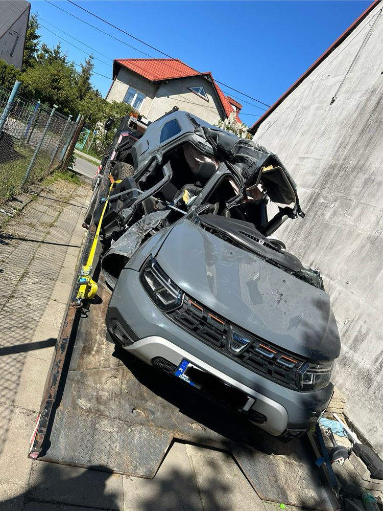Dacia Duster uszkodzona