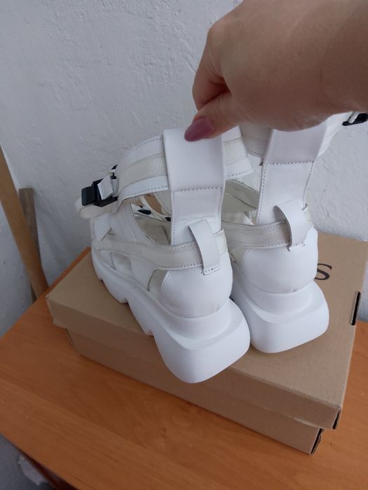 Бесплатно!Обувь женская