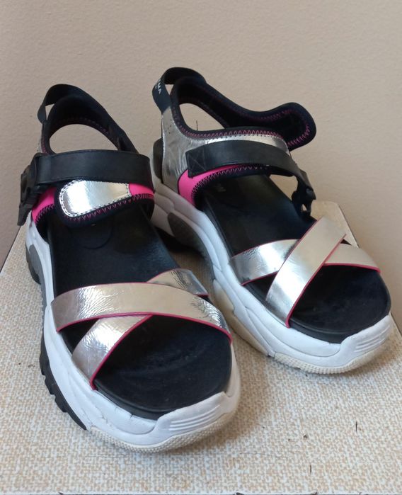 Босоножки miraton