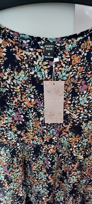 Vestido novo com etiqueta