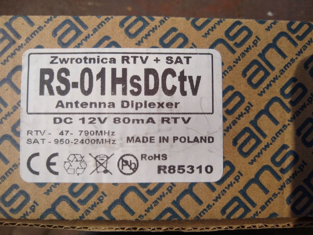 Rozgałęźnik - sumator TV/Sat RS-01HsDCtv