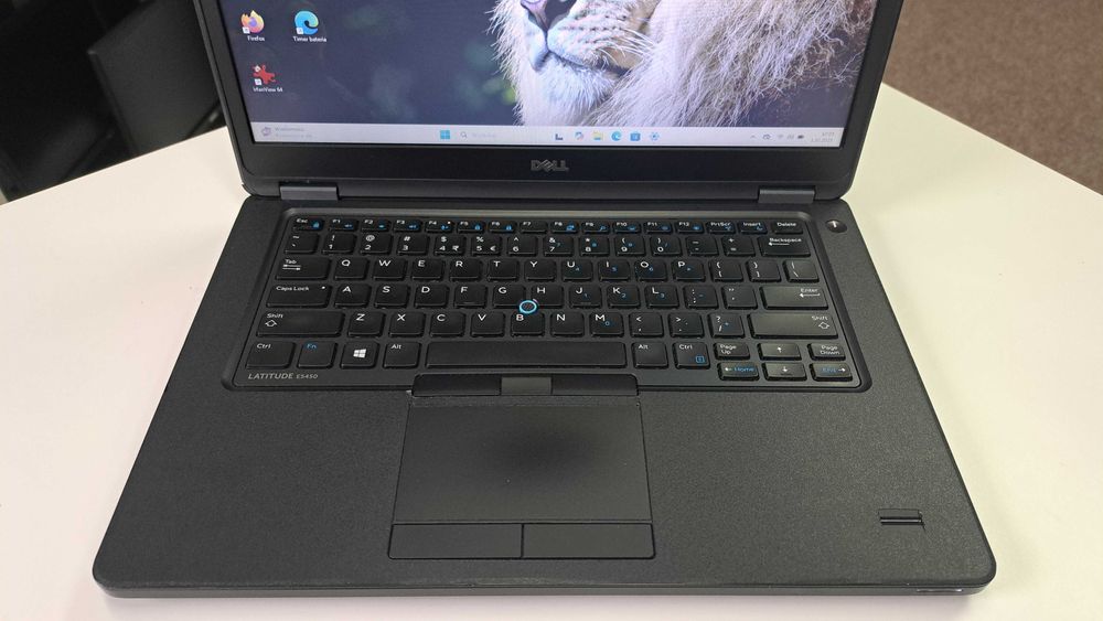 Solidny Dell Latitude E5450 14" i5 8 GB RAM SSD nVidia WIN11 Klasa A