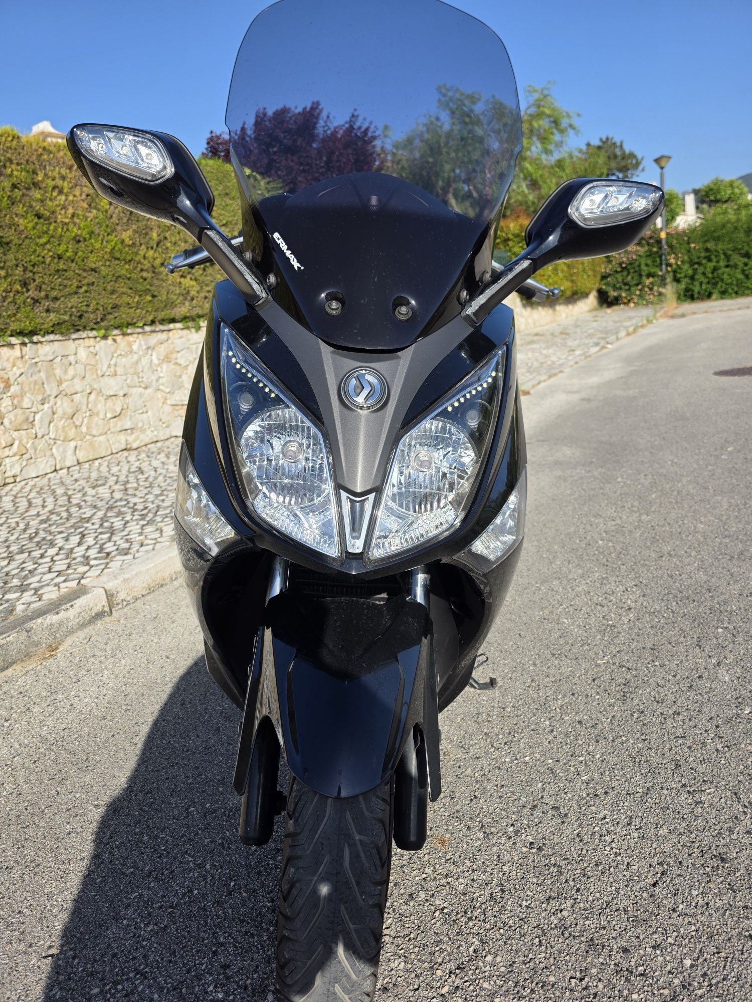 Scooter Sym GTS 300i