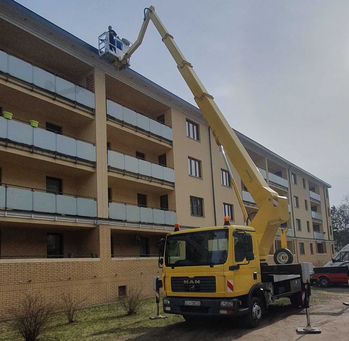 Usługi podnośnikiem koszowym 27m/ mycie dachów (zwyżka)